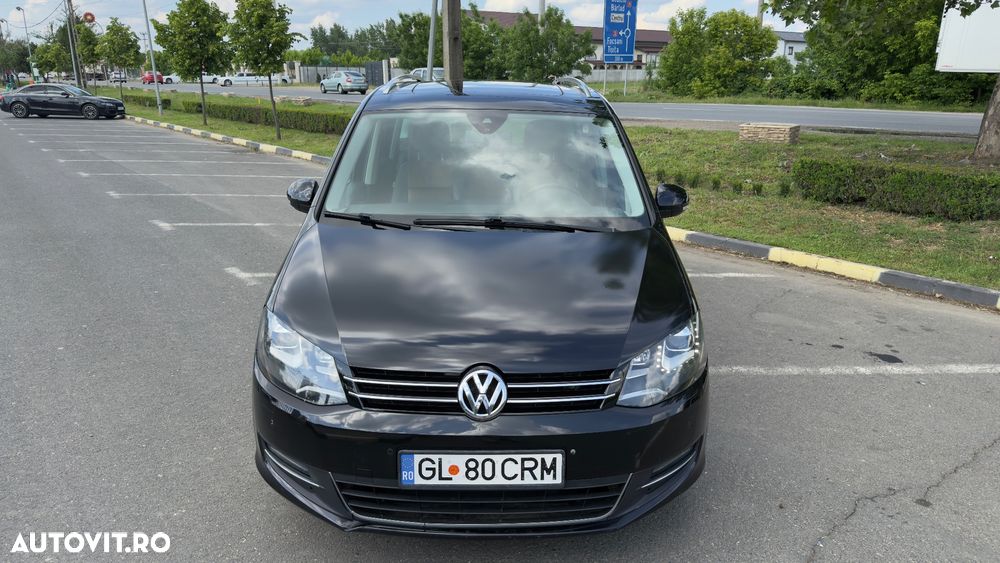 Volkswagen Sharan 2.0 TDI 4MOTION BlueMotion Technology Highline - 9
