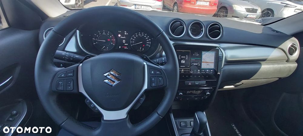Suzuki Vitara 1.4 Boosterjet mHEV Elegance 2WD - 17