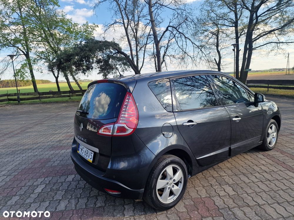 Renault Scenic 1.6 16V Luxe Expression - 7