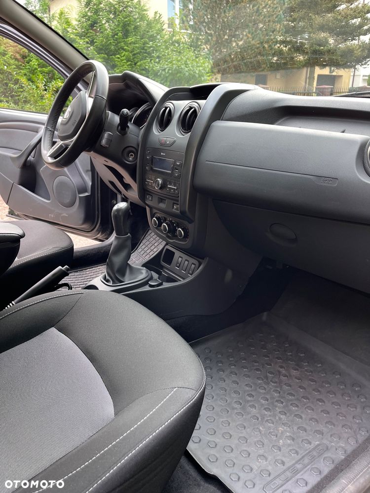 Dacia Duster 1.6 SCe Laureate S&S - 4
