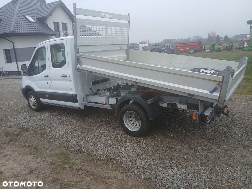 Ford Transit - 12