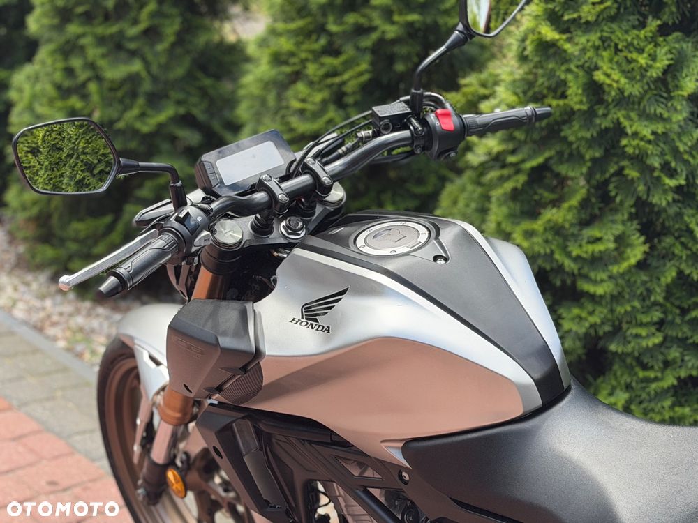 Honda CB - 15