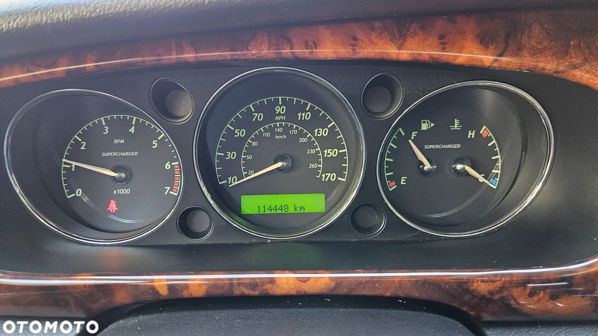 Jaguar XJR 4.2 - 3