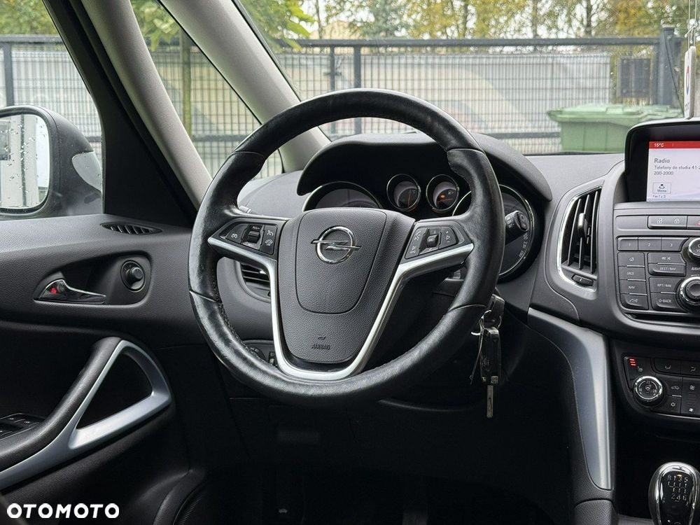 Opel Zafira - 13