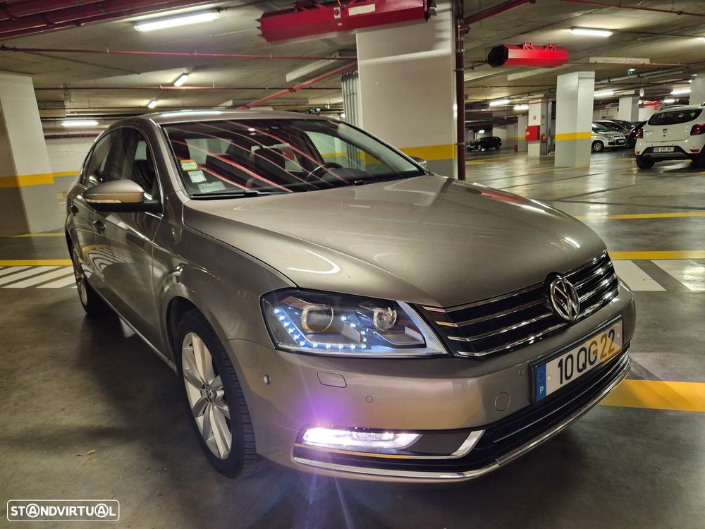 VW Passat 2.0 TDI BlueMotion Highline - 7