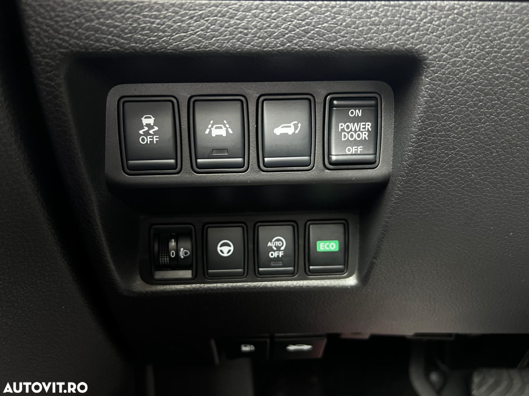 Nissan X-Trail - 18