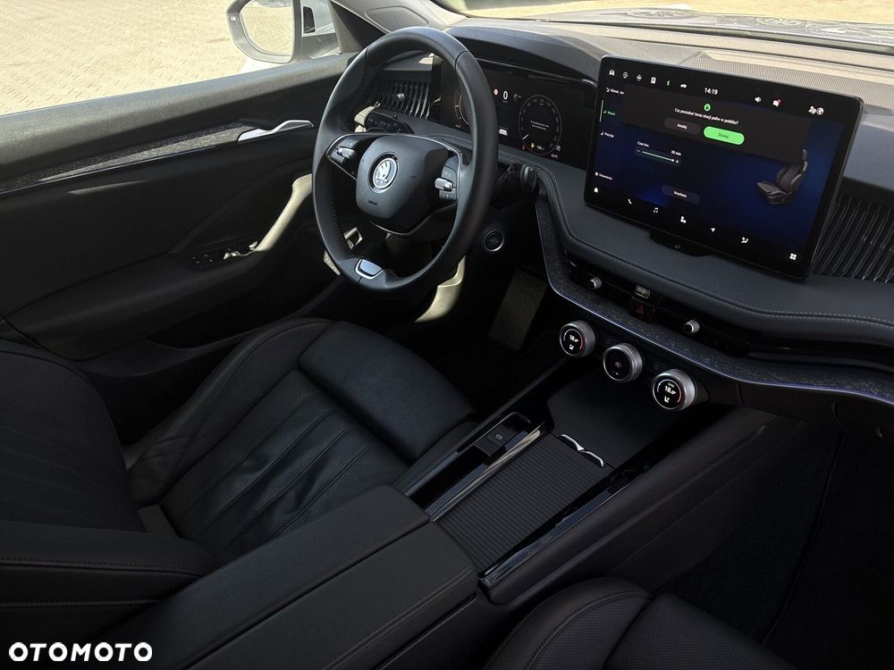 Skoda Superb 2.0 TDI SCR 4x4 Selection DSG - 25