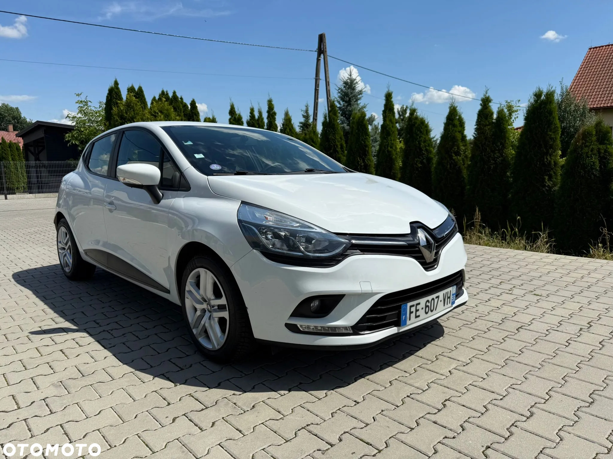 Renault Clio - 2