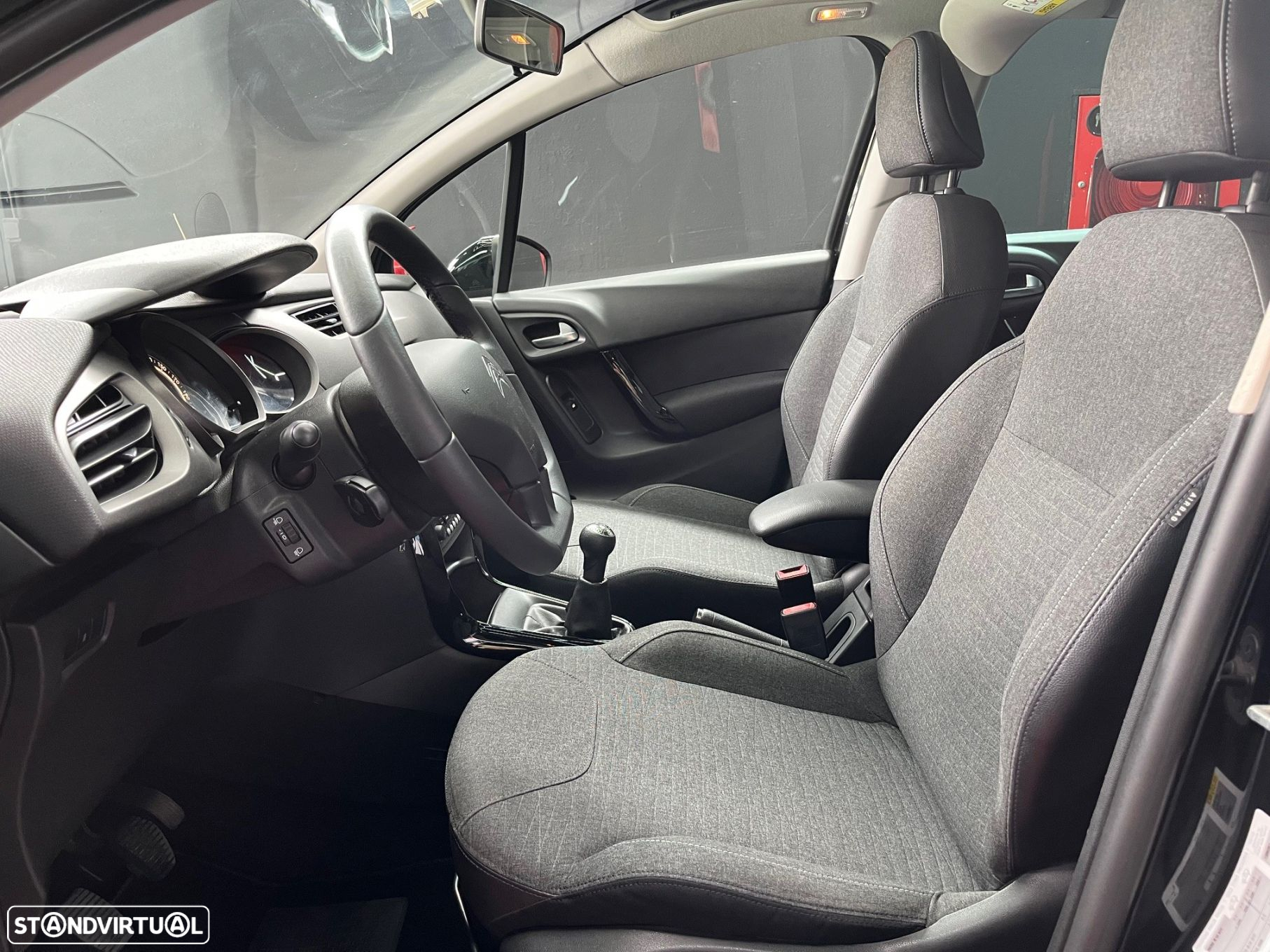 Citroën C3 1.2 VTi Attraction - 8