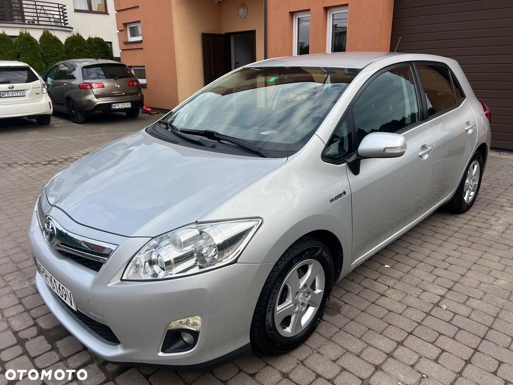 Toyota Auris - 11