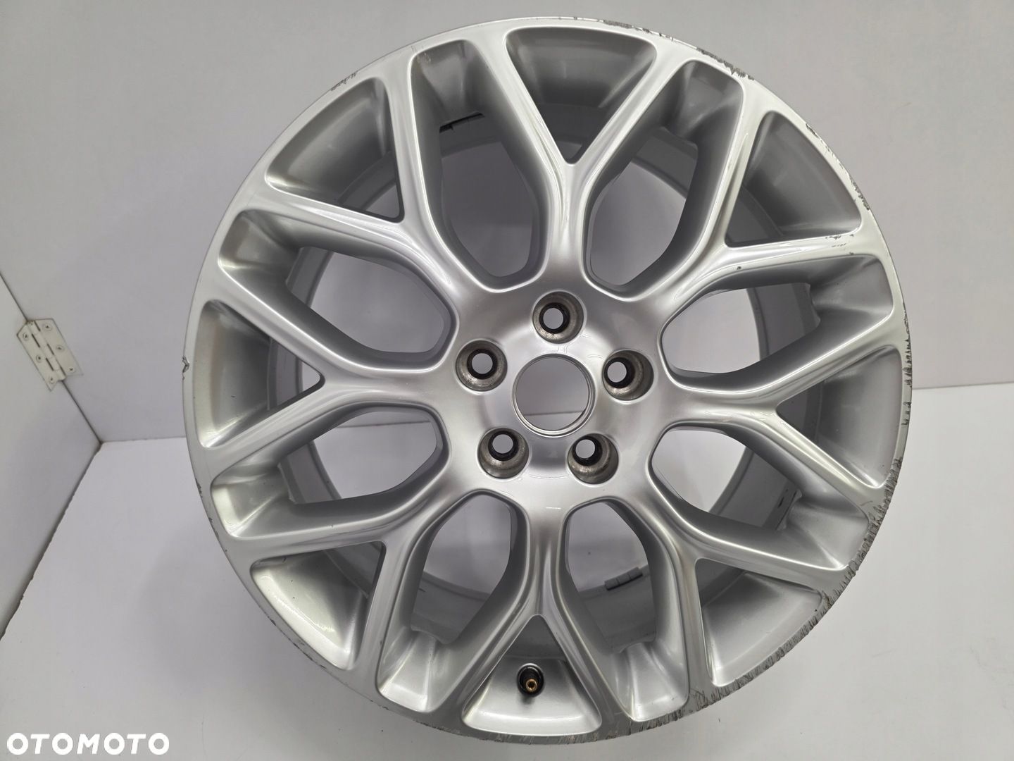 FELGA FORD C-MAX S-MAX FOCUS MONDEO 8x18 ET55 CM5J-GB - 1