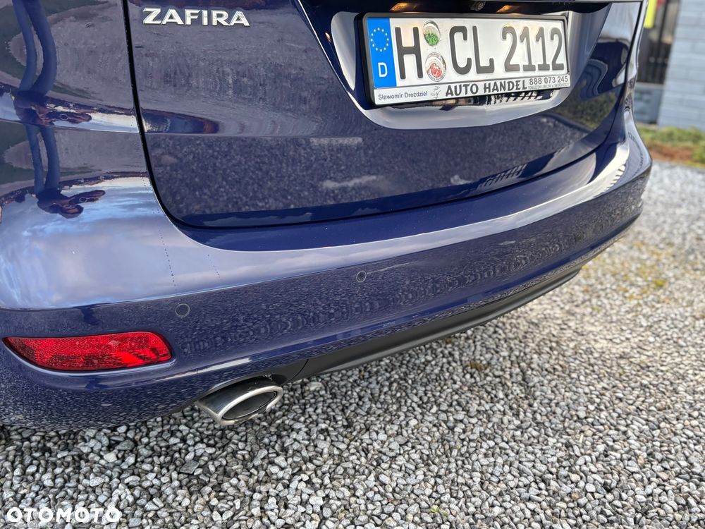 Opel Zafira - 26