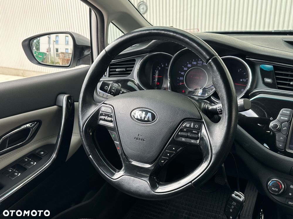 Kia Ceed 1.6 CRDi L Business Line - 26