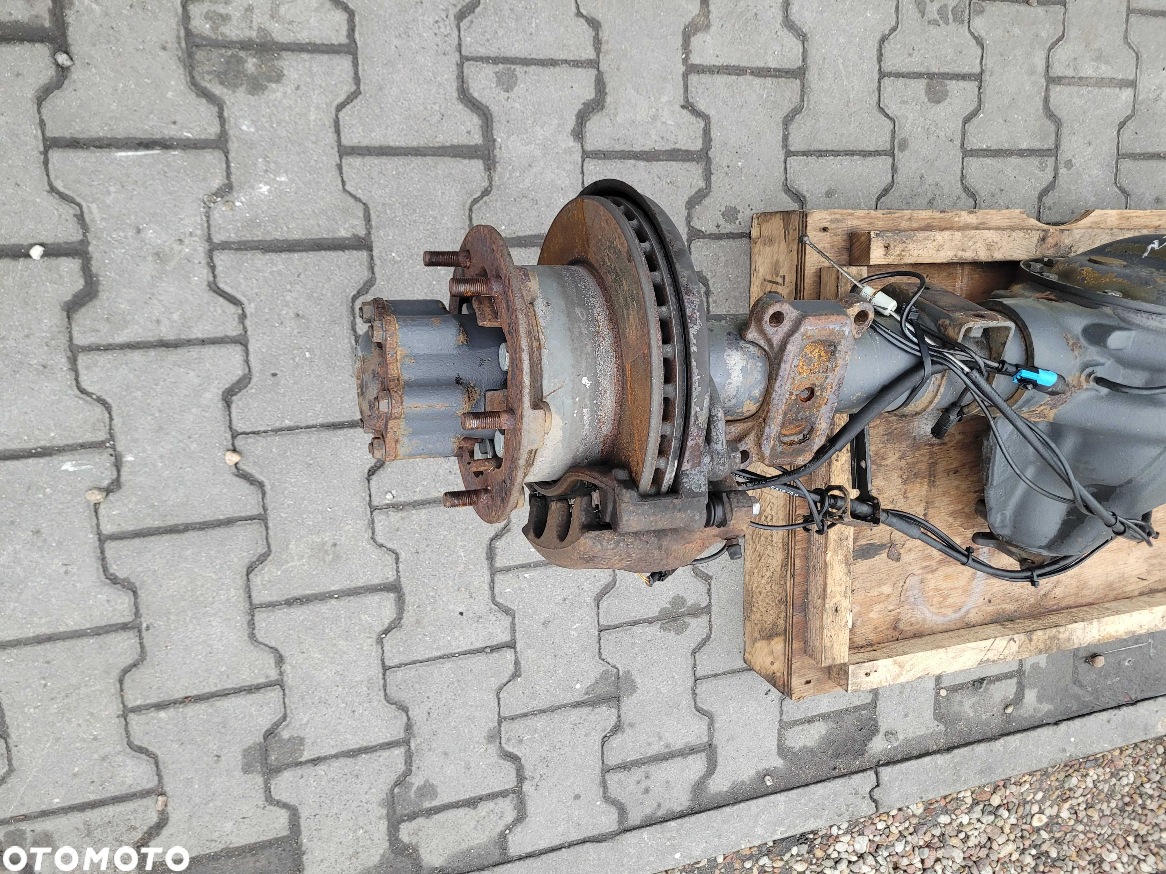 most Mercedes Sprinter 2012 48/11 ABS bliźniak - 3