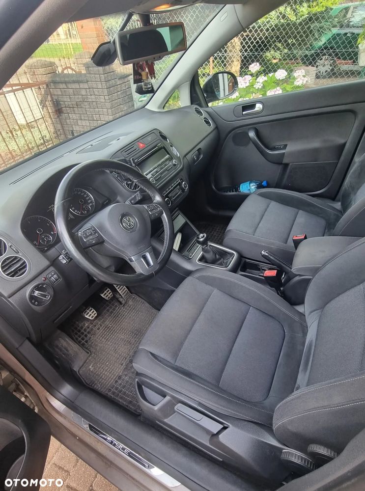 Volkswagen Golf Plus 1.6 TDI Comfortline - 6