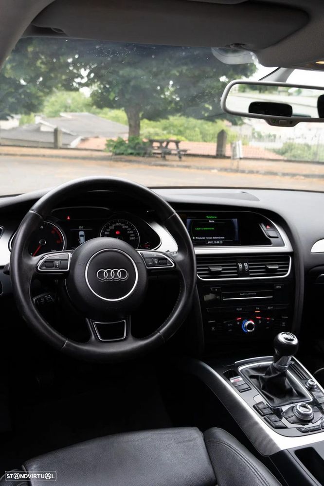 Audi A4 Avant 2.0 TDI Business Line S-line - 27