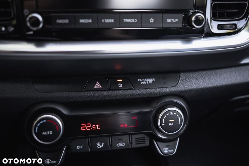 Kia Stonic - 17