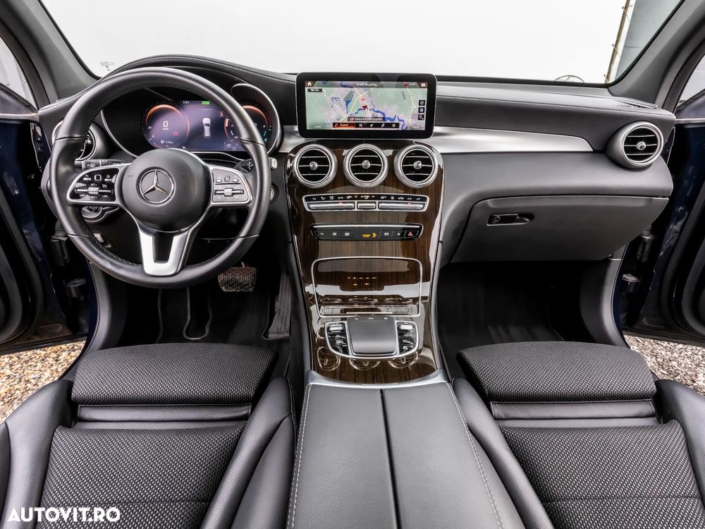 Mercedes-Benz GLC 300 e 4MATIC - 17