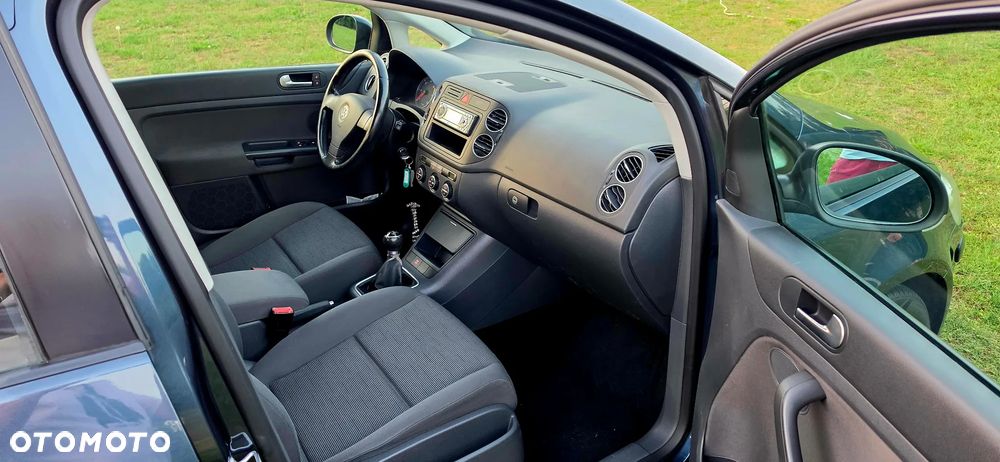 Volkswagen Golf 1.9 TDI DPF Trendline - 12