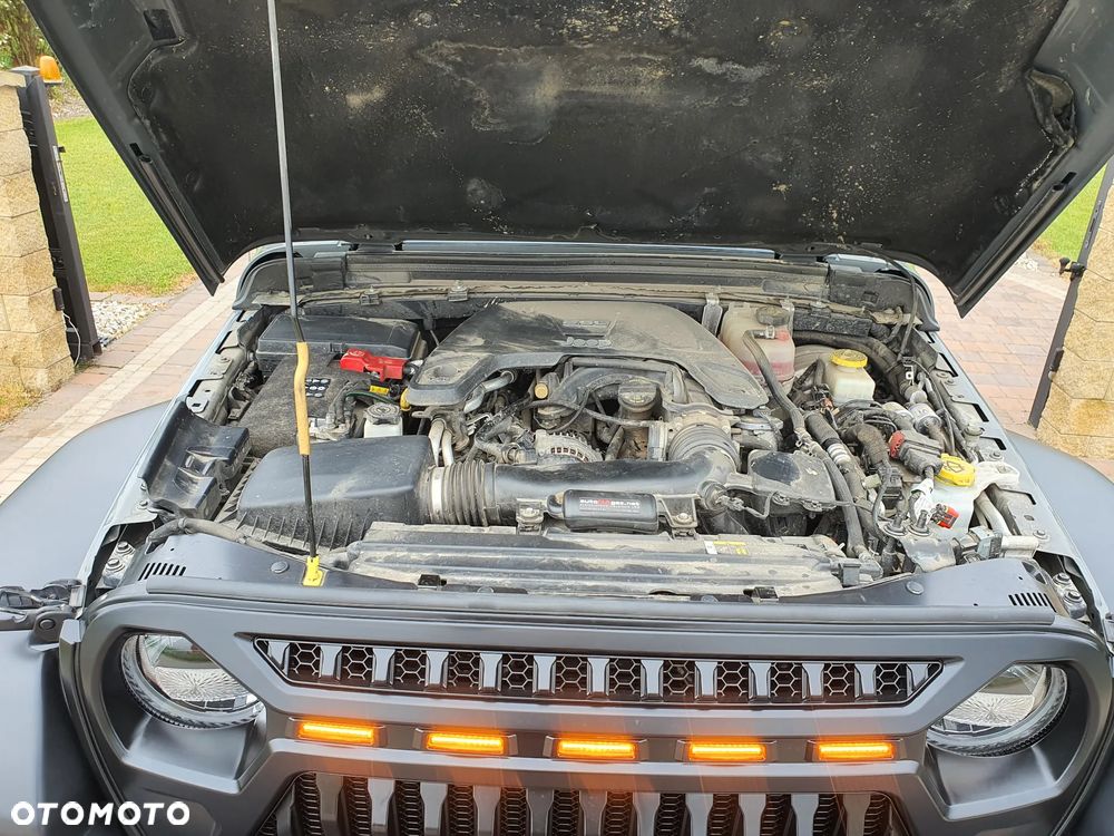 Jeep Wrangler - 30
