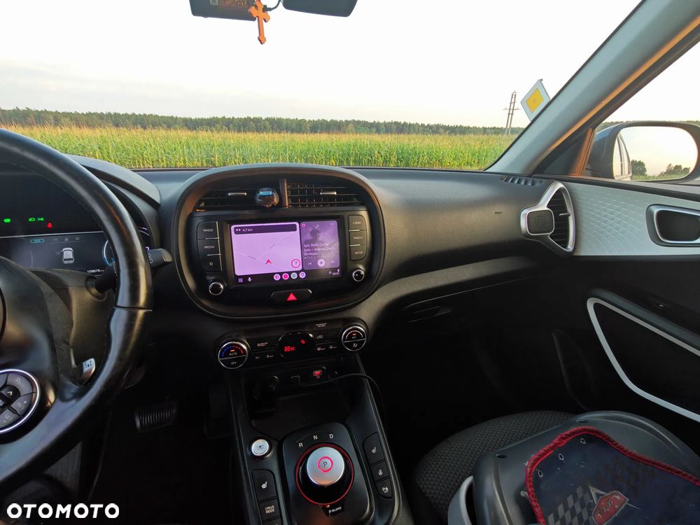Kia Soul 39kWh M - 12
