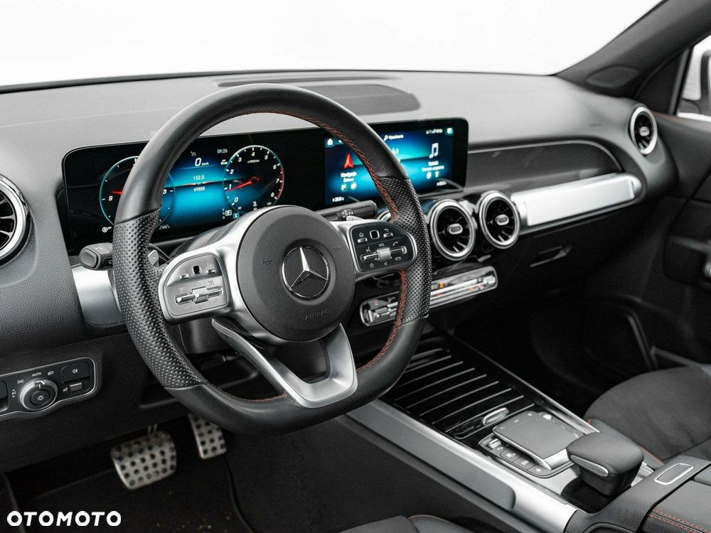 Mercedes-Benz GLB - 7