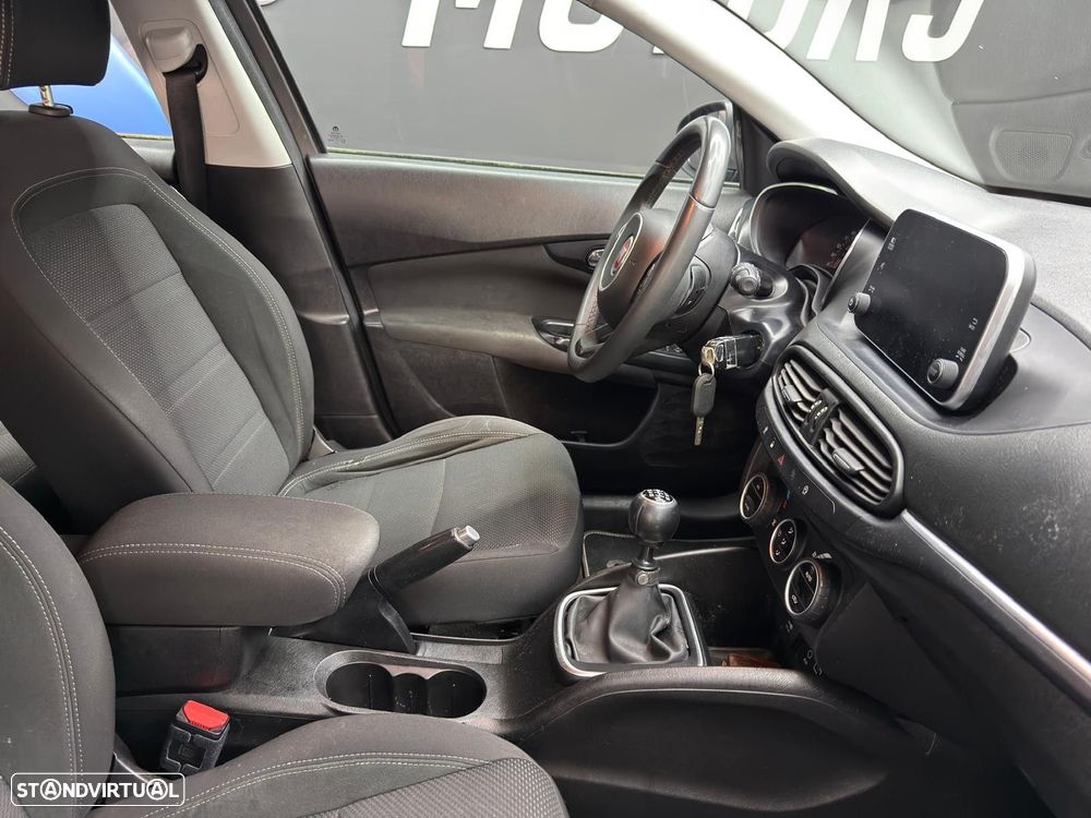 Fiat Tipo Station Wagon 1.6 M-Jet Lounge Tech J17 - 29