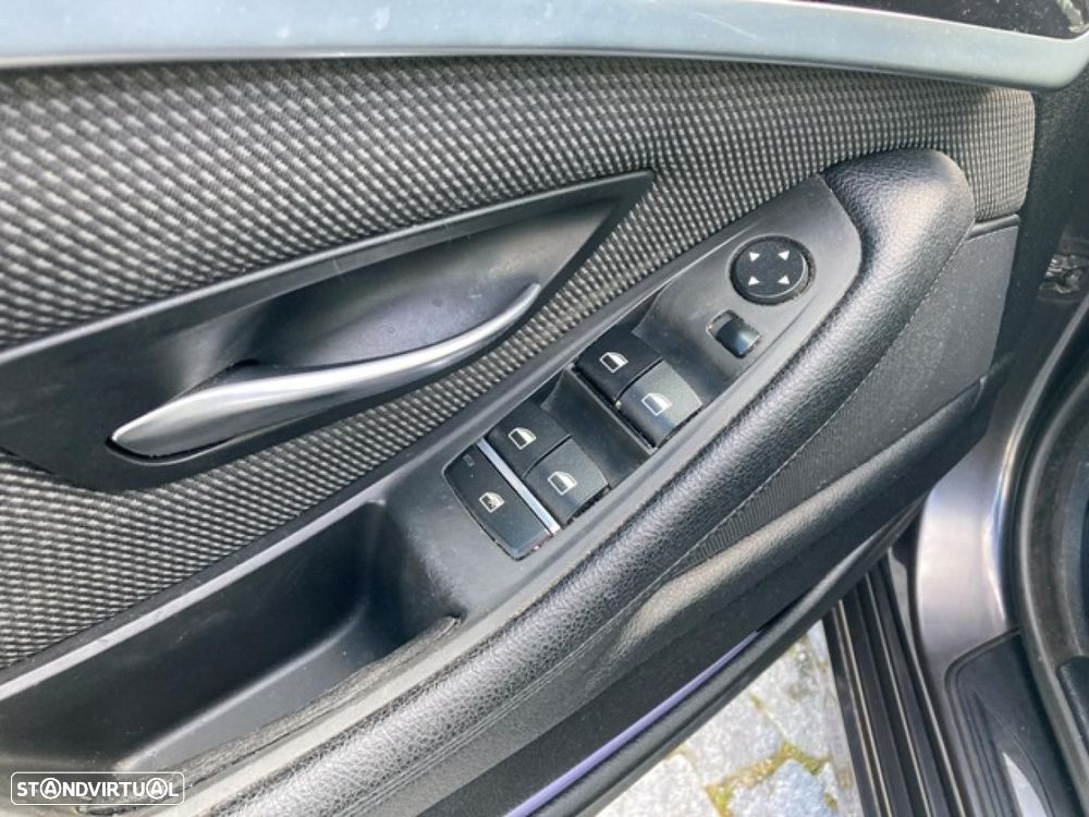 BMW 520 d Line Modern - 32