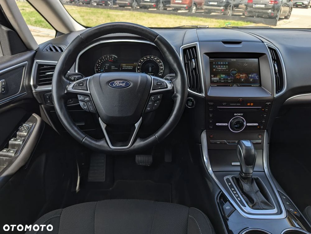 Ford S-Max 2.0 TDCi 4WD Titanium PowerShift - 26