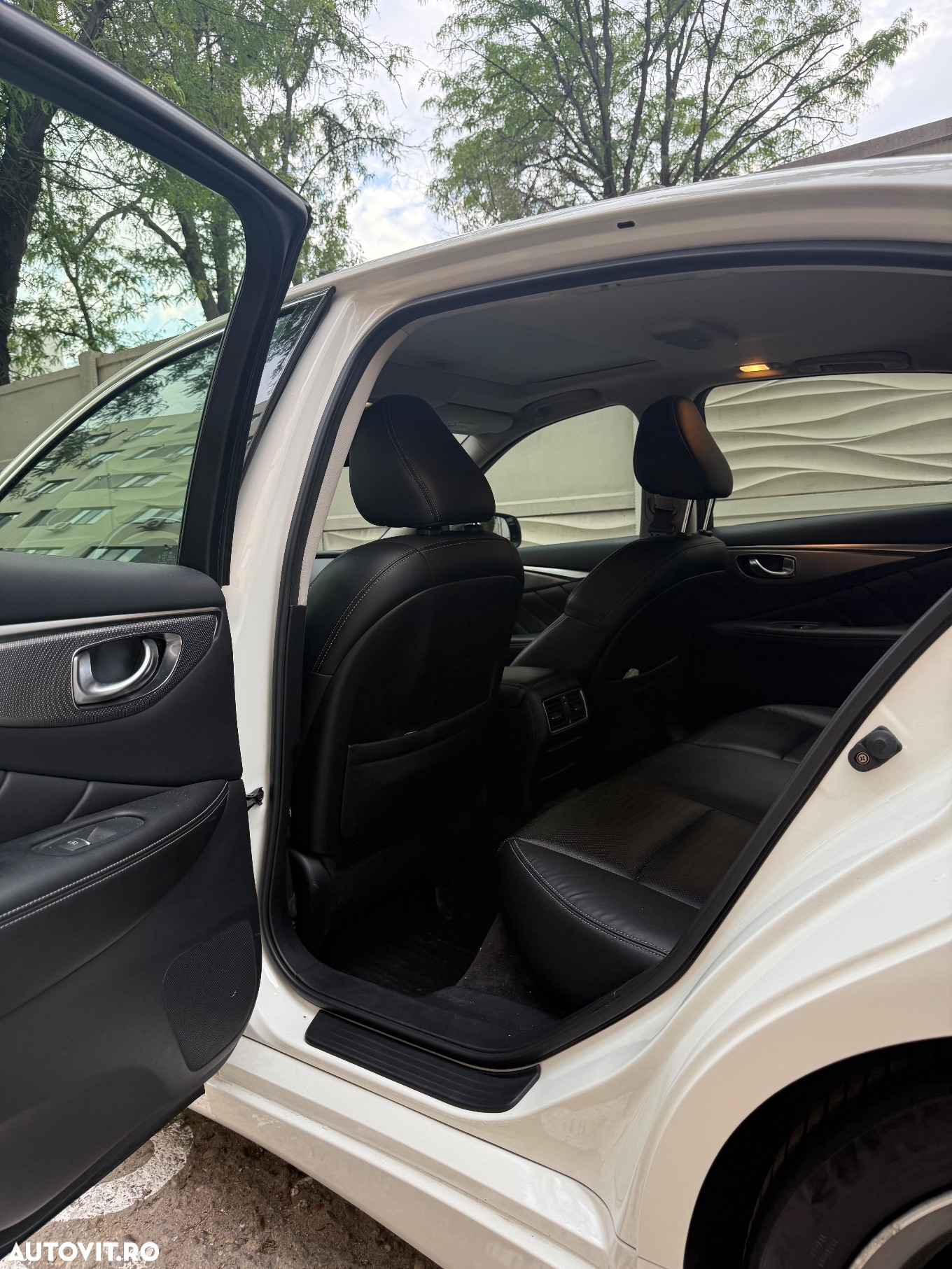 Infiniti Q50 Q50S Hybrid AWD Sport - 13