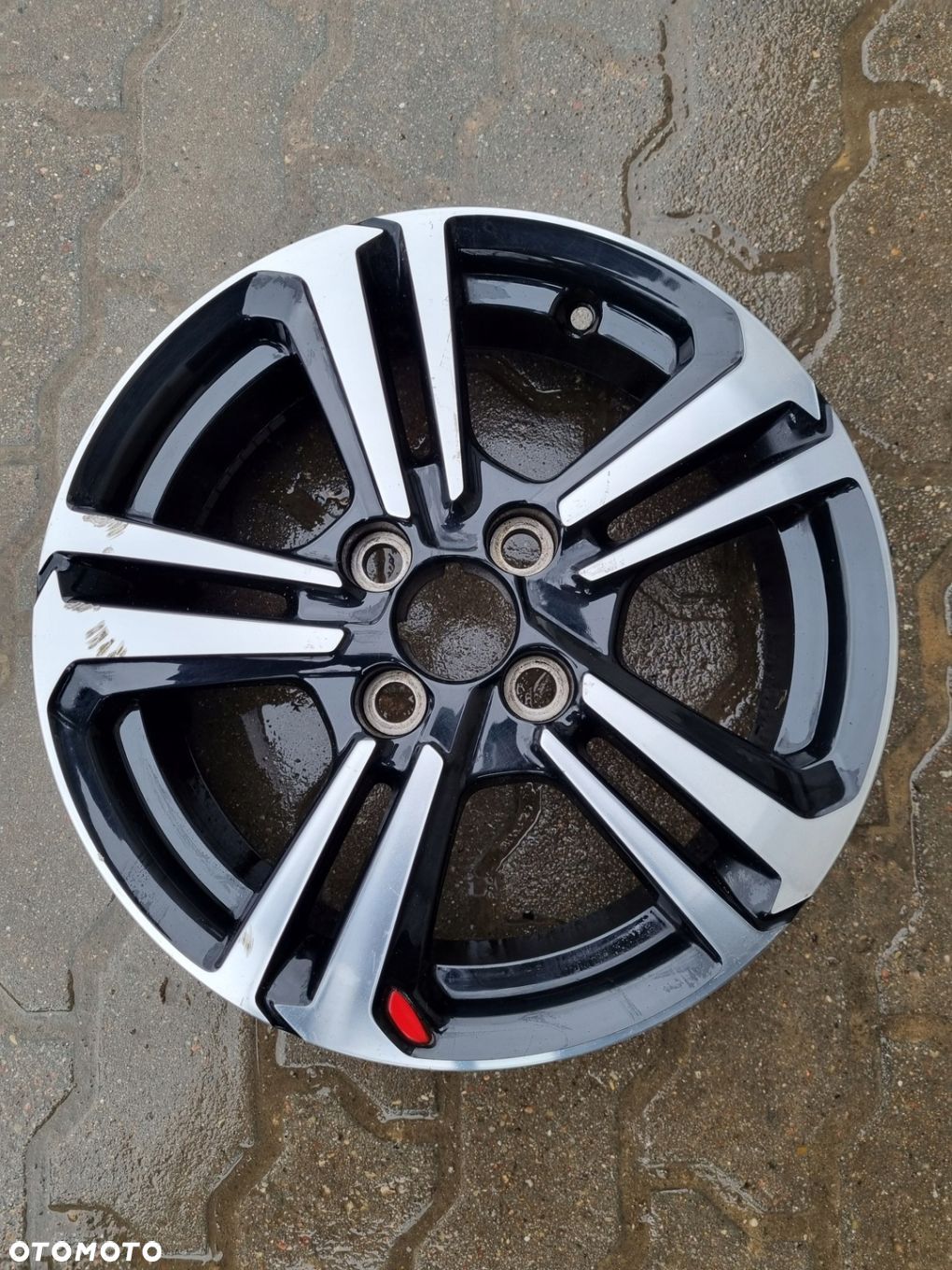 Felga Peugeot 107 4.5" x 15" 4x100 ET 35 - 1