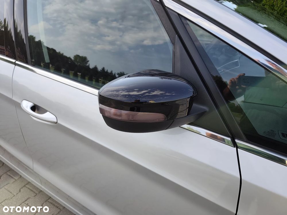 Ford S-Max 2.0 EcoBoost Titanium - 40