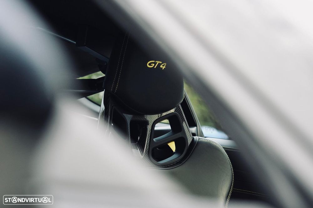 Porsche 718 Cayman GT4 PDK - 15