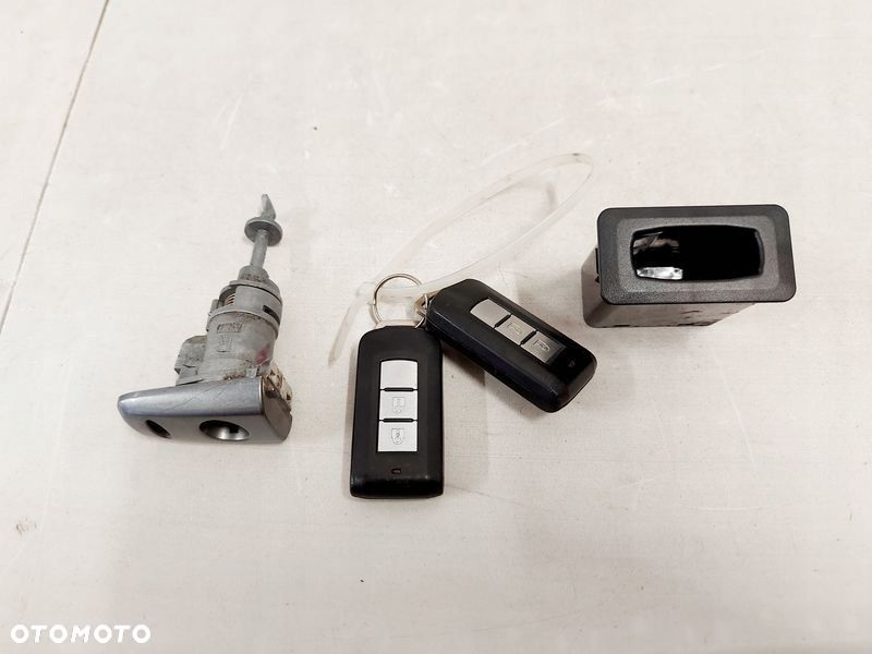 mitsubishi asx i 1 wkładka zamka kluczyk 2x pilot zestaw kluczyk czytnik - 1