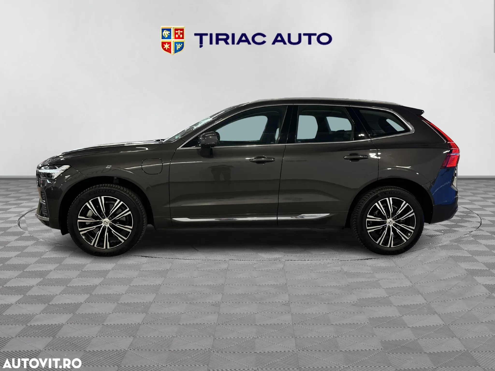 Volvo XC 60 T6 AWD Recharge Geartronic Inscription - 2