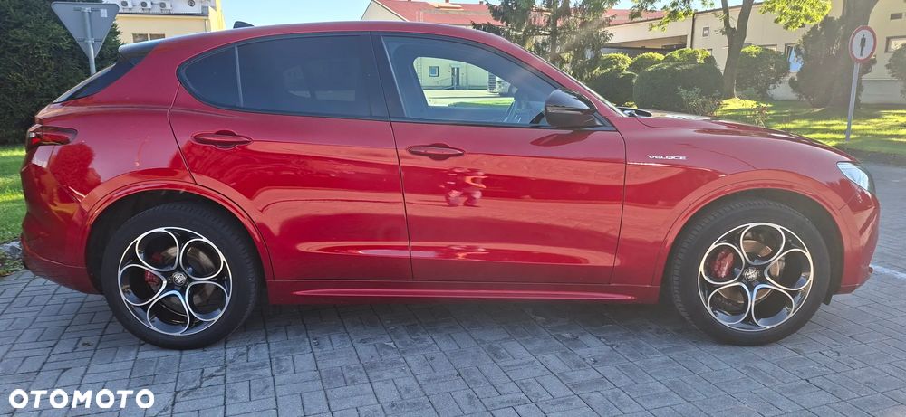 Alfa Romeo Stelvio - 7