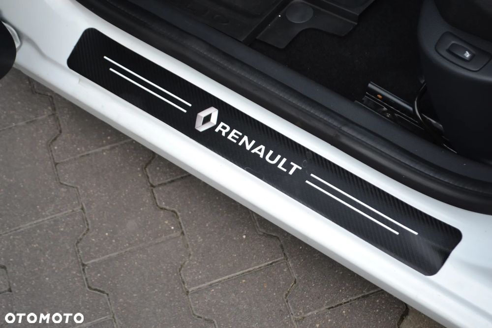 Renault Clio - 10