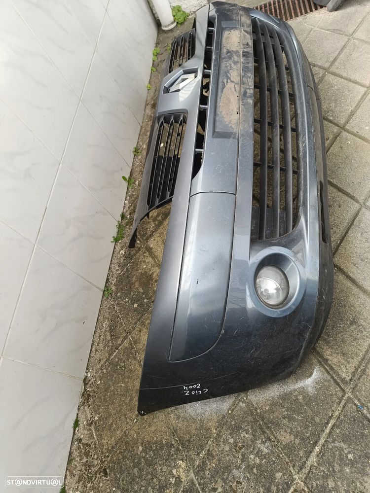 Para choques frente Renault Clio 2 2004 - 4