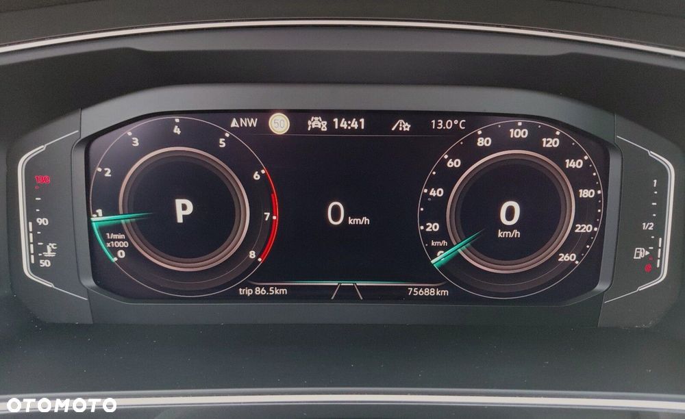 Volkswagen Tiguan 1.5 eTSI Elegance DSG - 24