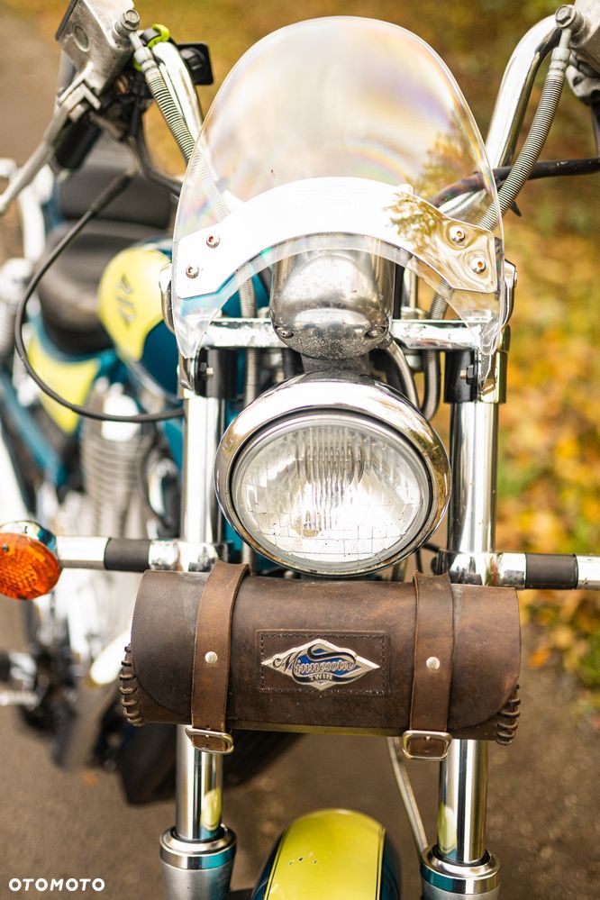 Suzuki Intruder - 14