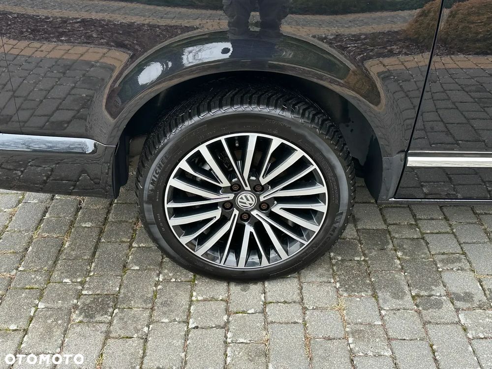 Volkswagen Multivan - 18