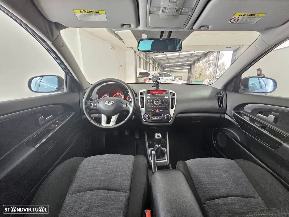 Kia Ceed SW 1.4 CVVT EX ISG - 26