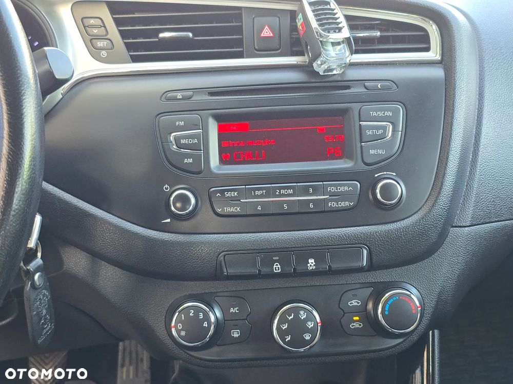 Kia Ceed - 20