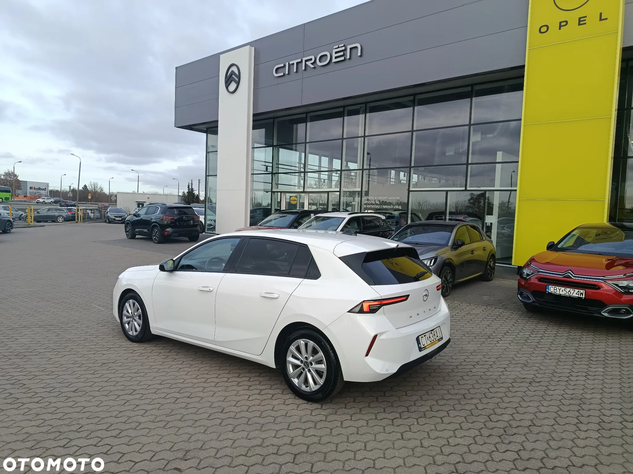 Opel Astra V 1.2 T Edition S&S - 4