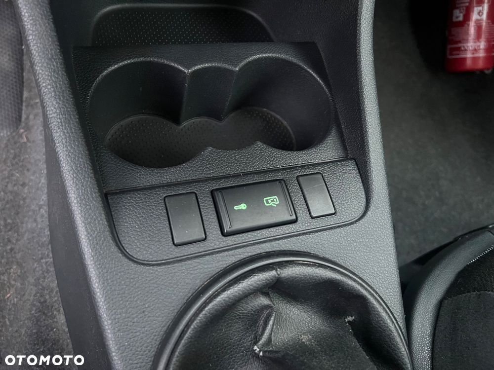 Skoda Roomster 1.2 Fresh - 16