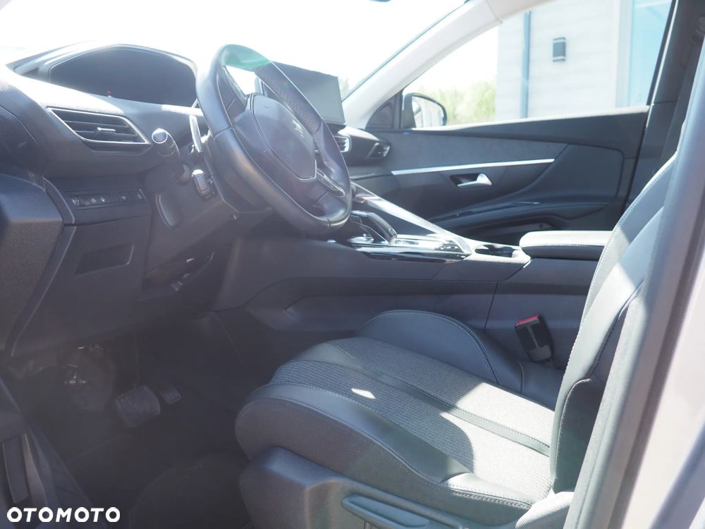 Peugeot 5008 1.5 BlueHDi Allure Pack S&S EAT8 - 34