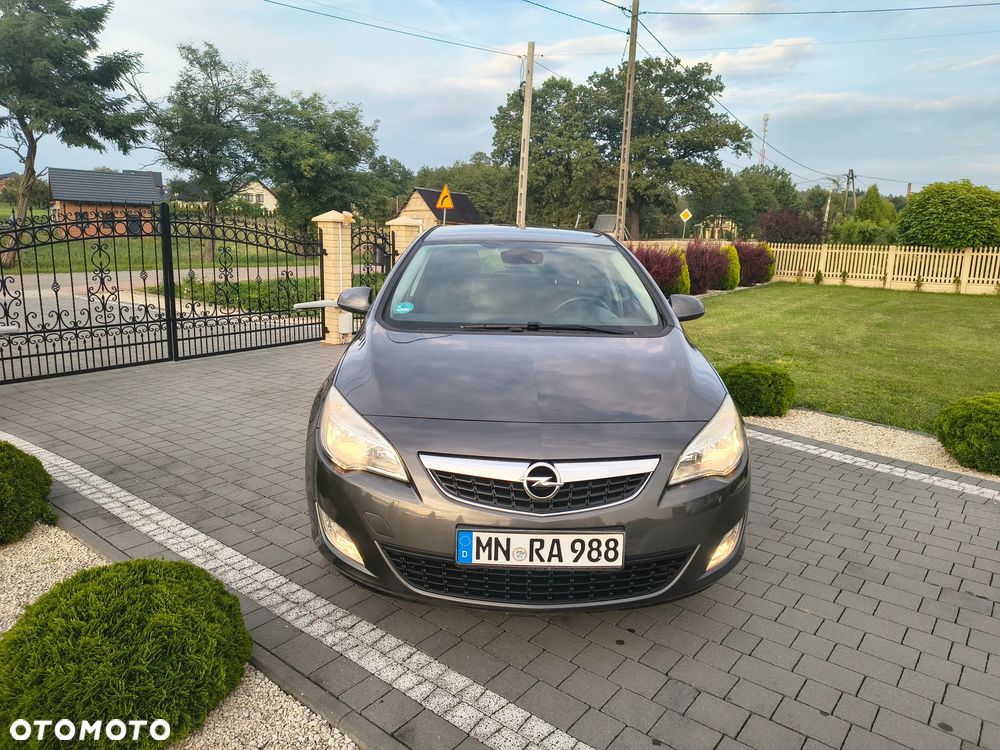 Opel Astra 1.4 Turbo - 2