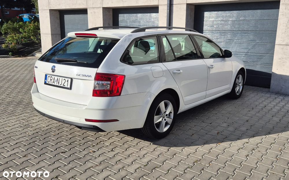 Skoda Octavia 1.6 TDI Ambition - 4