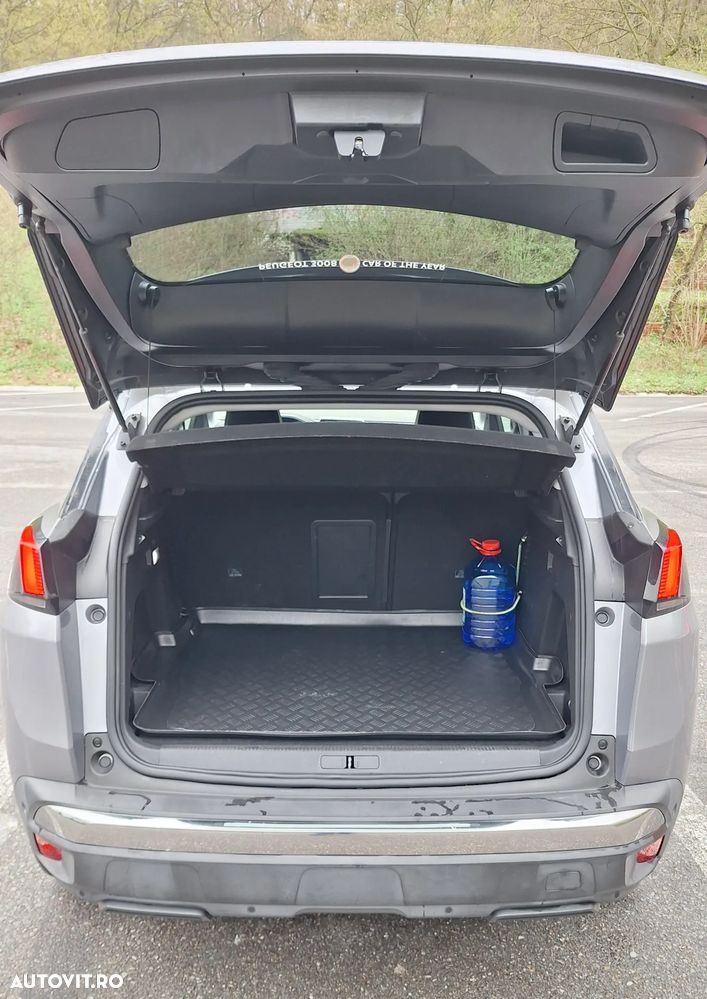 Peugeot 3008 1.2 PureTech Turbo S&S Allure - 9