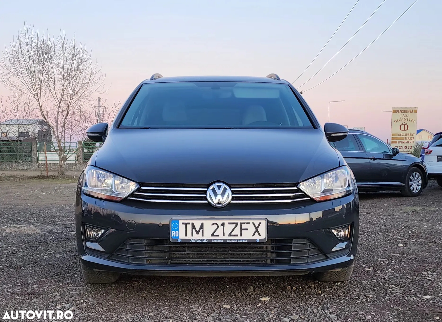 Volkswagen Golf Sportsvan 1.2 TSI BMT DSG Comfortline - 8